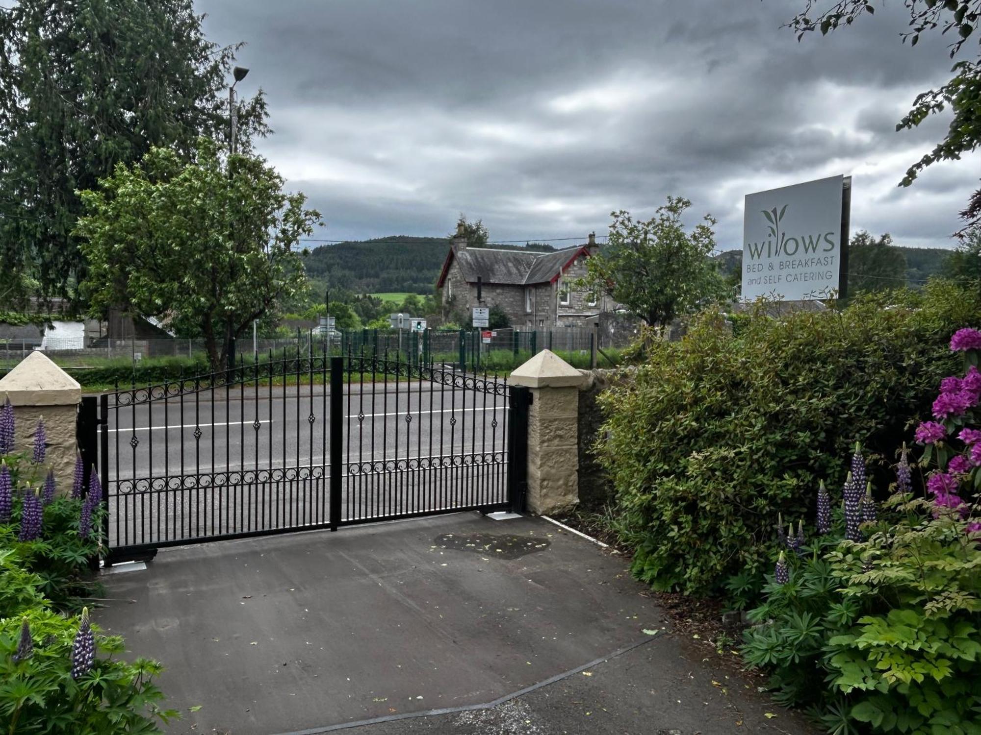 Willows Cottage Pitlochry Esterno foto